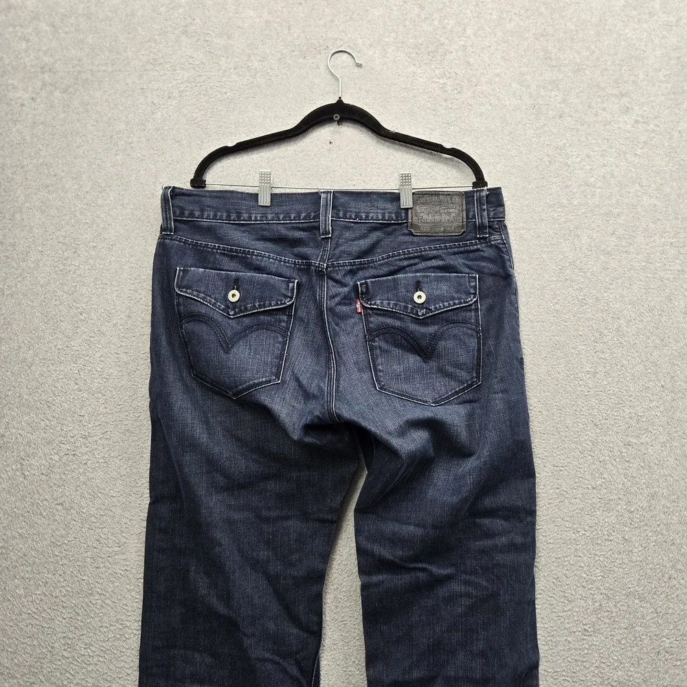 Levis *please carefully